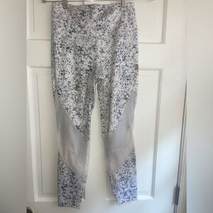 Athleta leggings, size small, white/black/grey pattern